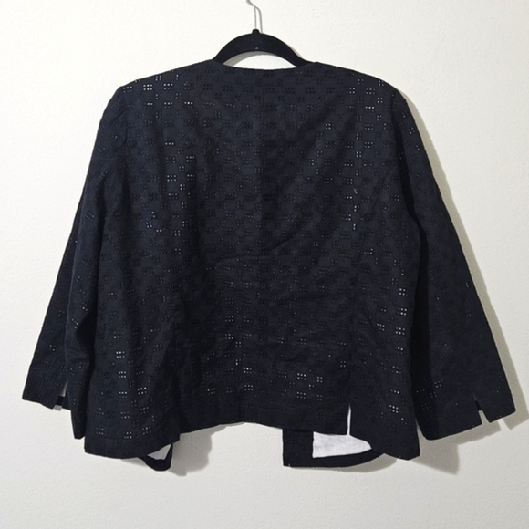 Paperwhite Eyelet Blazer - Picture 2 of 5